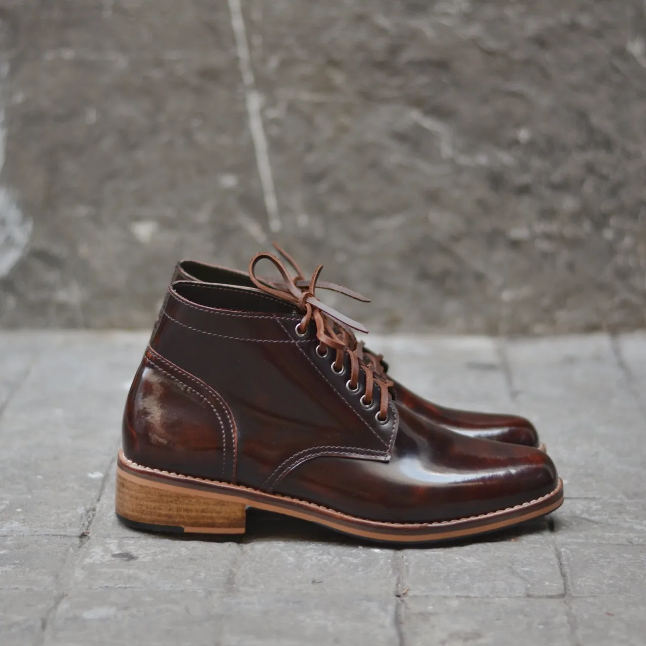 446 Derby Hi-Cut Burgundy Wooden Soles