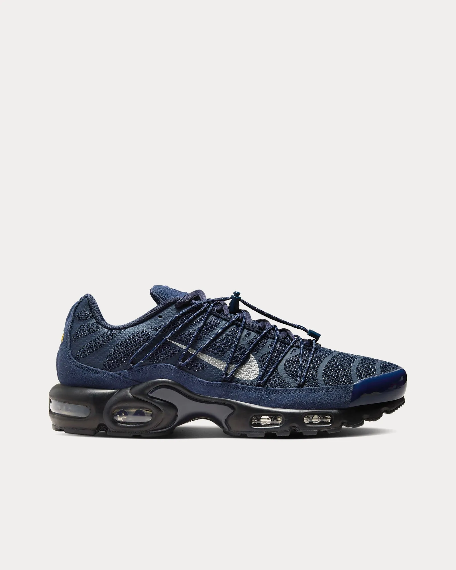Air Max Plus Utility Obsidian / Black / White / Metallic Silver Low Top Sneakers