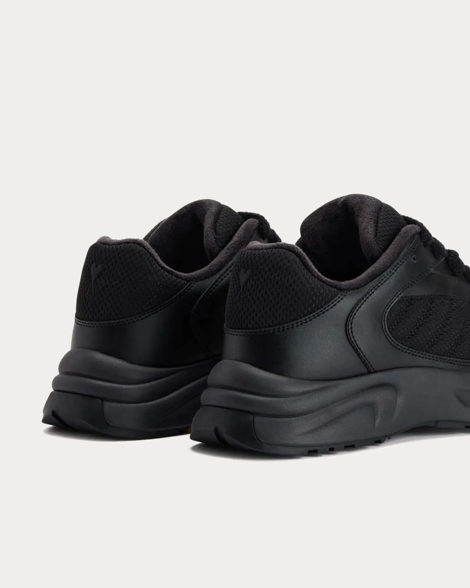 Ami Sn2023 Black Low Top Sneakers
