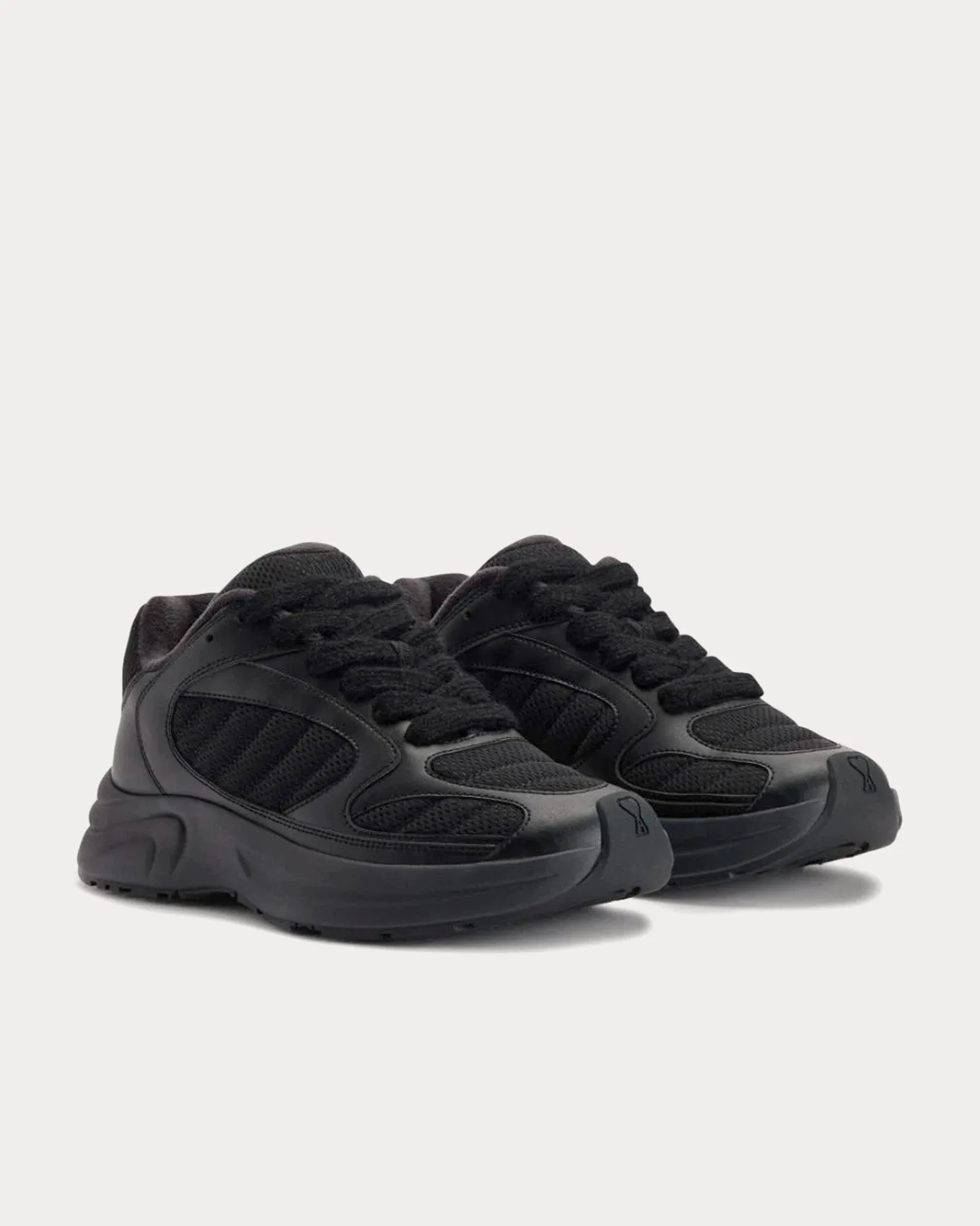 Ami Sn2023 Black Low Top Sneakers