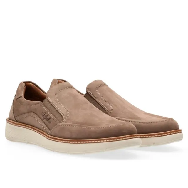 Australian Footwear Newcastle