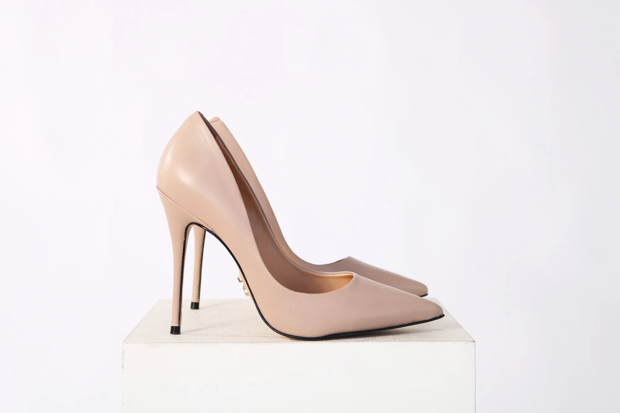 CARRANO LORETTA LEATHER PUMP