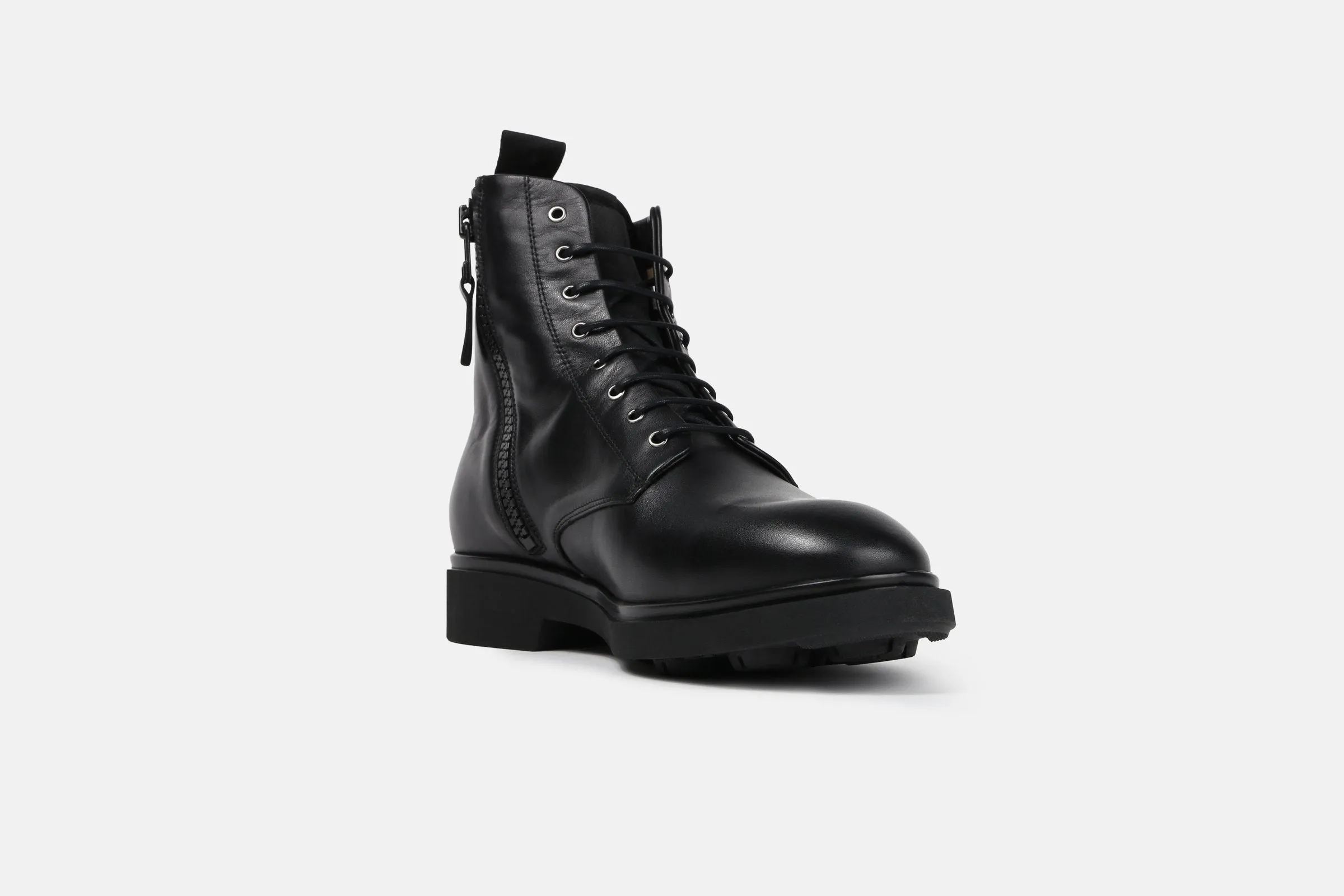 DEFENDER LACE UP BOOT | BLACK