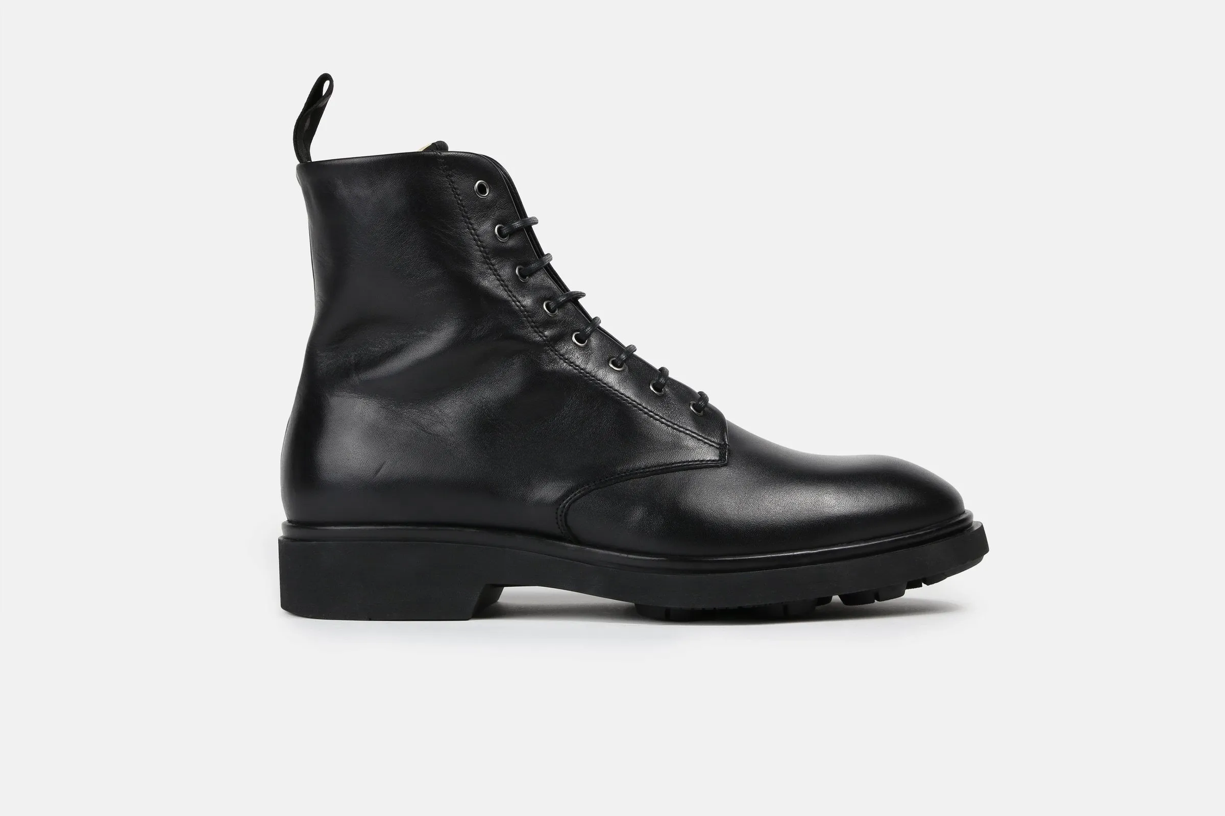 DEFENDER LACE UP BOOT | BLACK