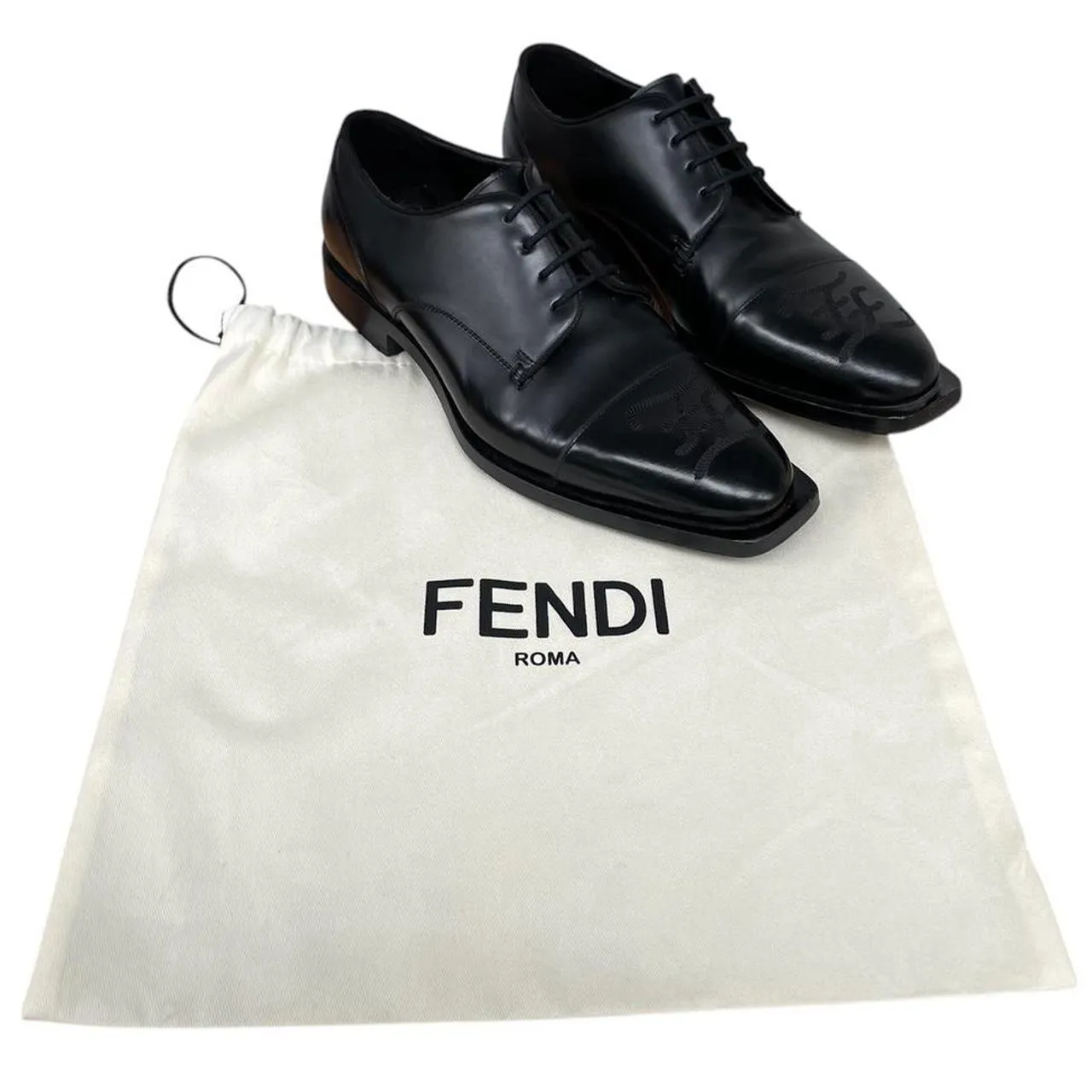 Fendi Calligraphy Leather Derby Shoes Uk 9