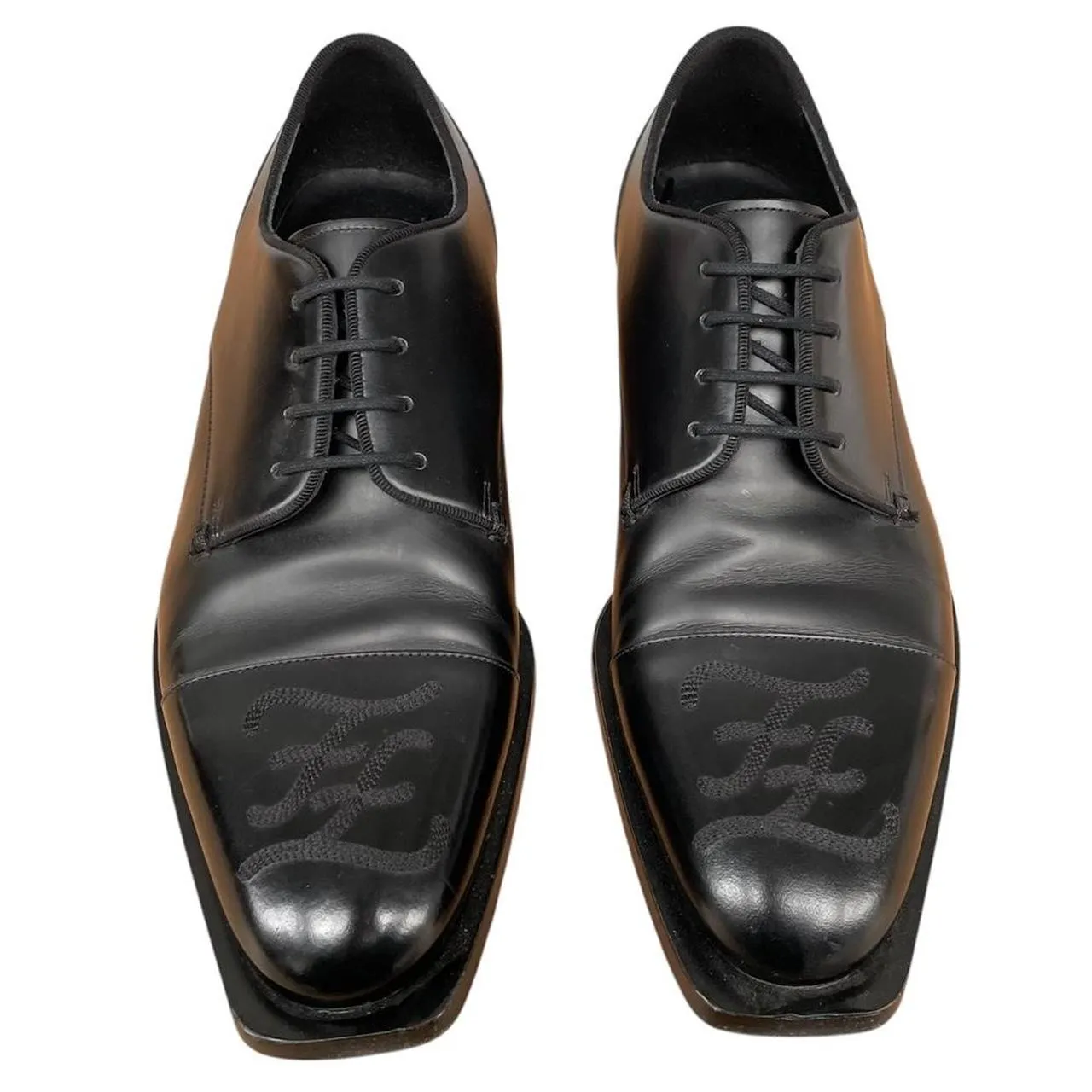 Fendi Calligraphy Leather Derby Shoes Uk 9