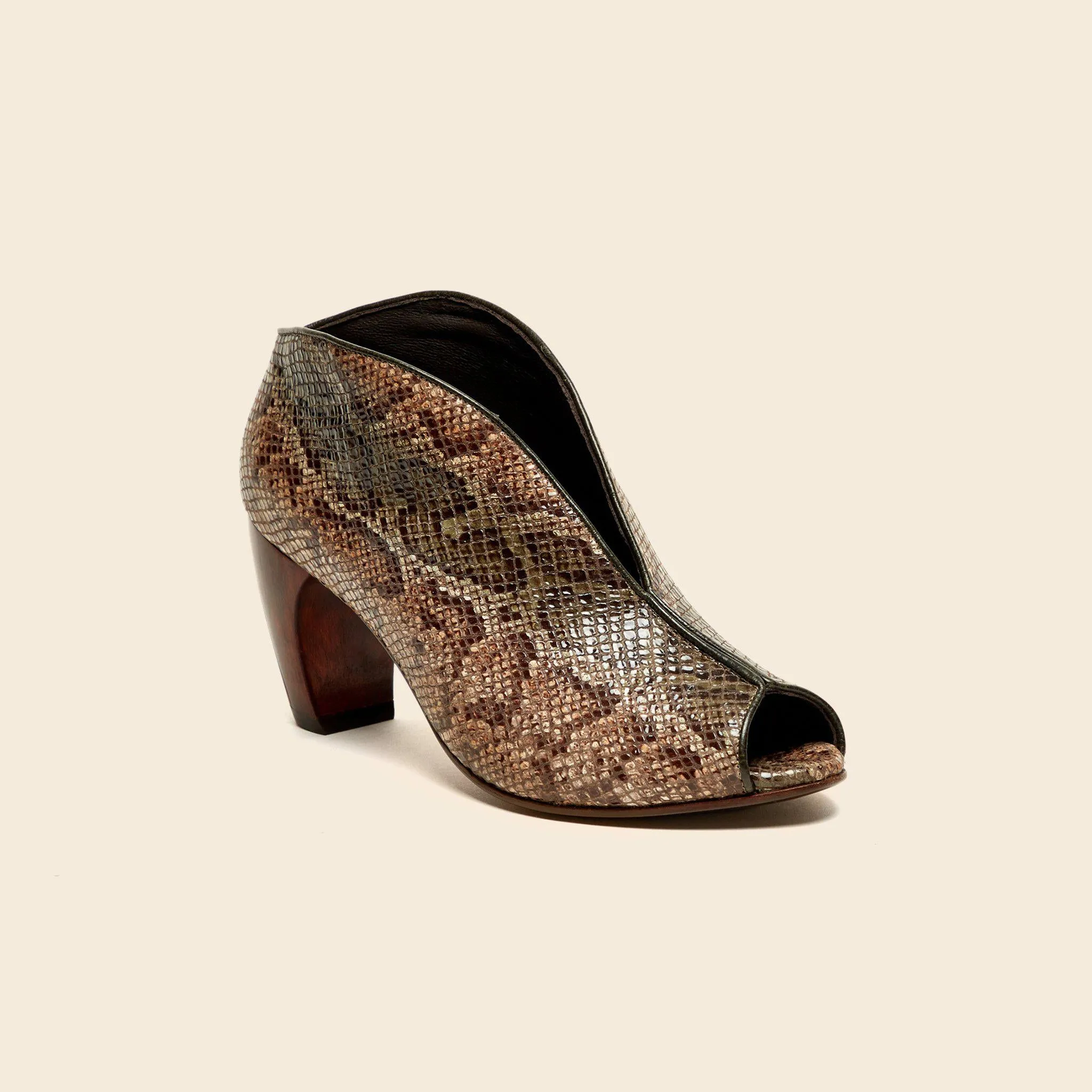 Geneva (In-Stock)