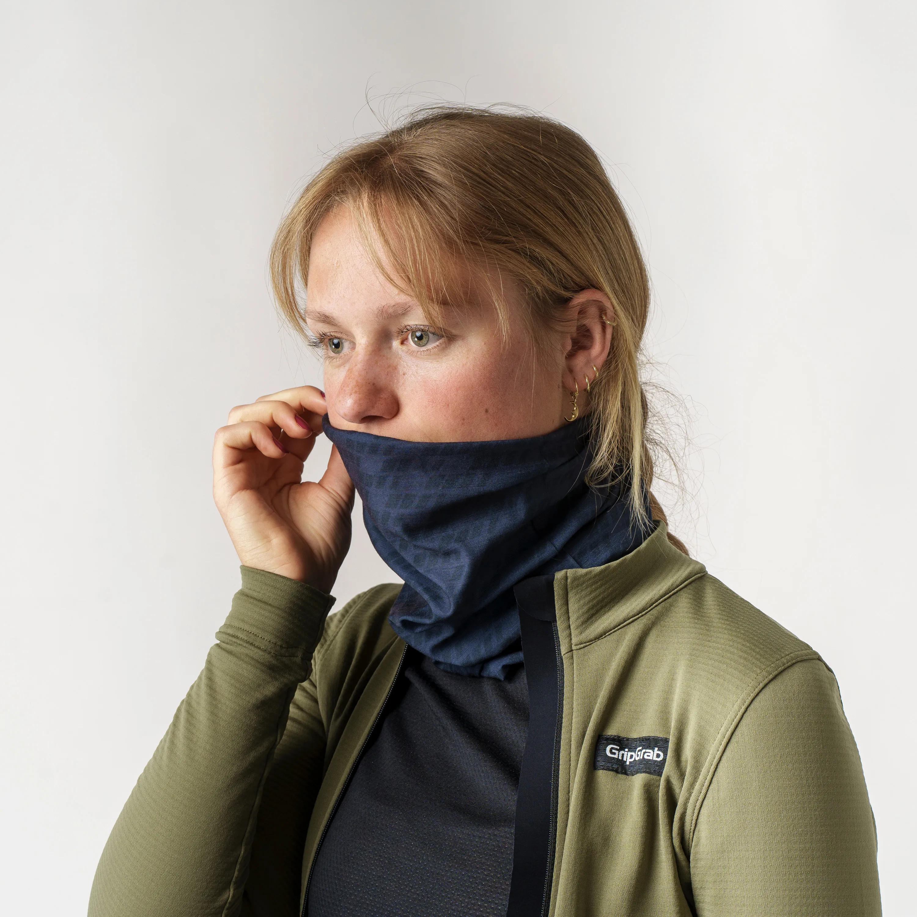 Gripgrab Multifunctional Neck Warmer Navy | Buy Gripgrab Multifunctional Neck Warmer Navy here | Outnorth