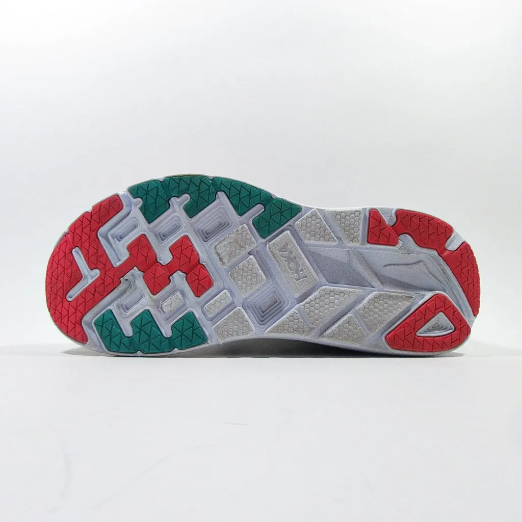 HOKA ONE ONE Clifton 4