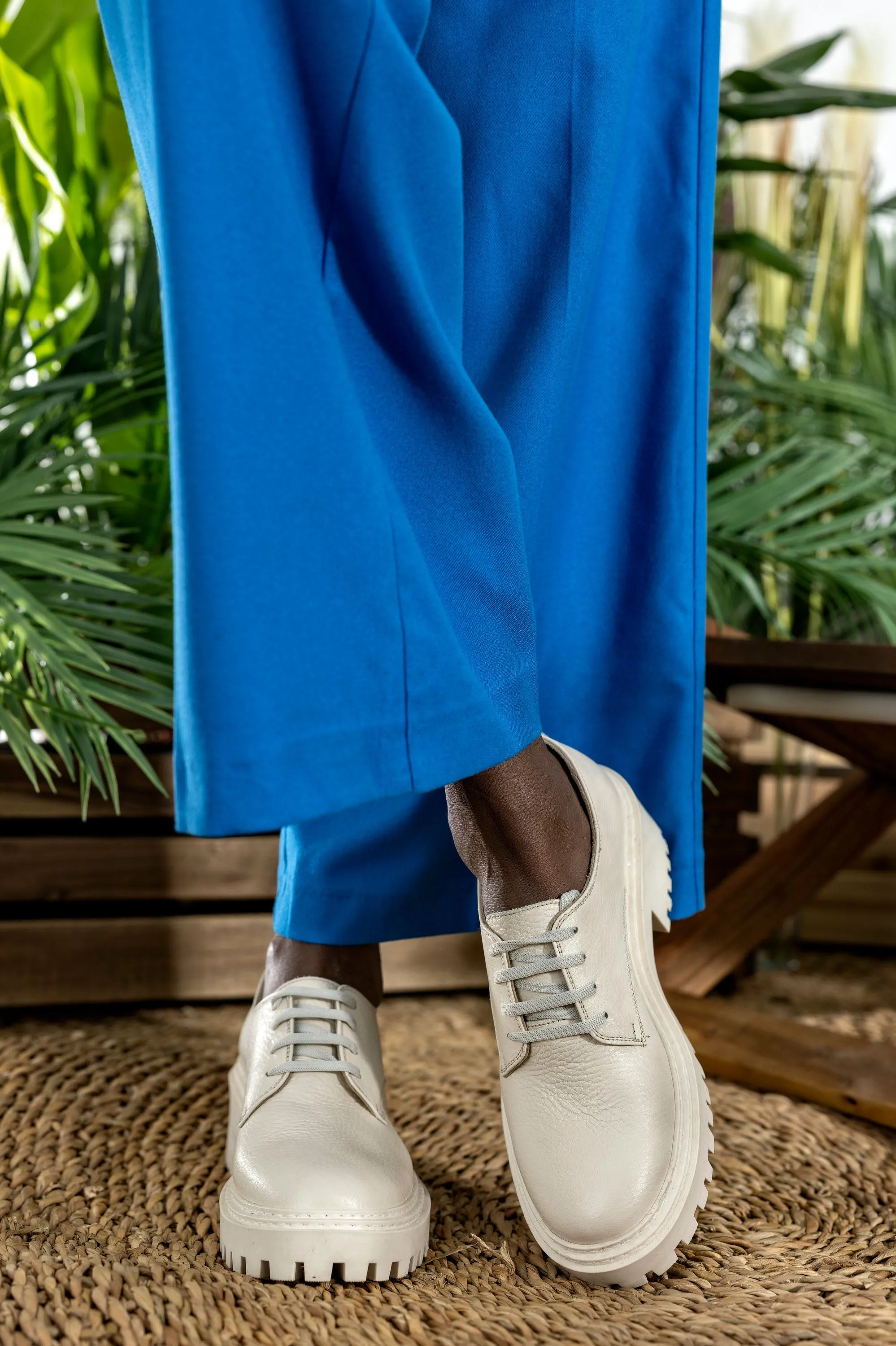 Leather chunky-sole derby shoes