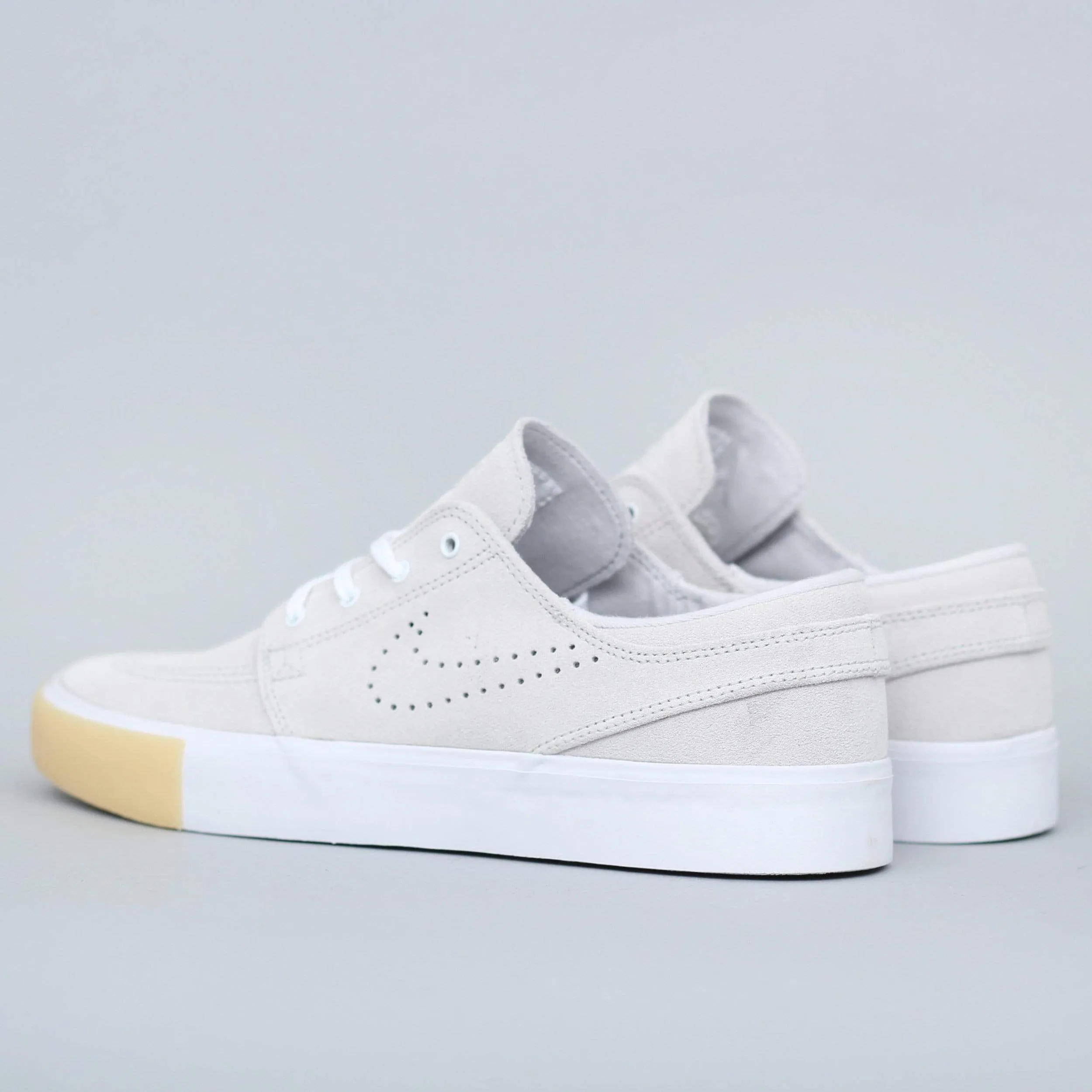 Nike SB Janoski RM SE Shoes White / Vast Grey / Gum Yellow / White