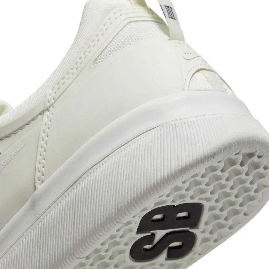 Nike SB Nyjah Free 2 Skateboard Shoe - Summit White/Summit White-Summit White