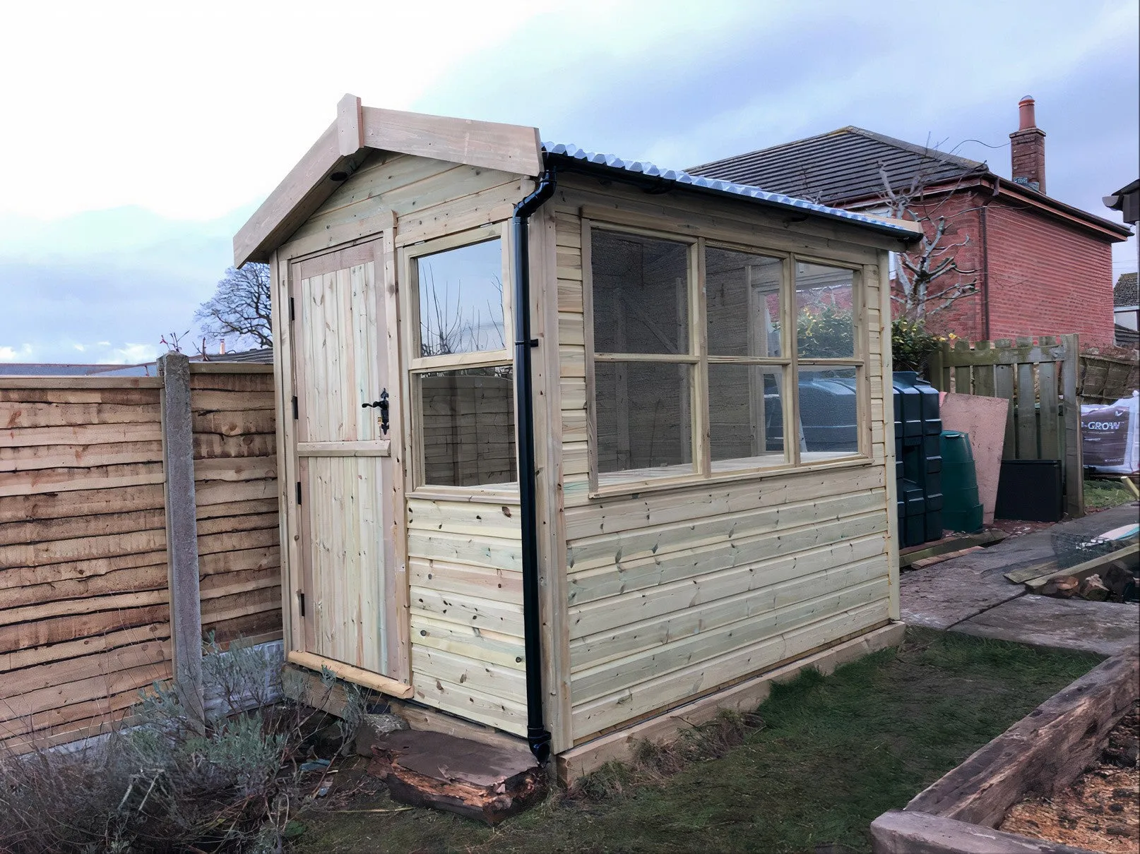 Phoenix Rutland Potting Shed