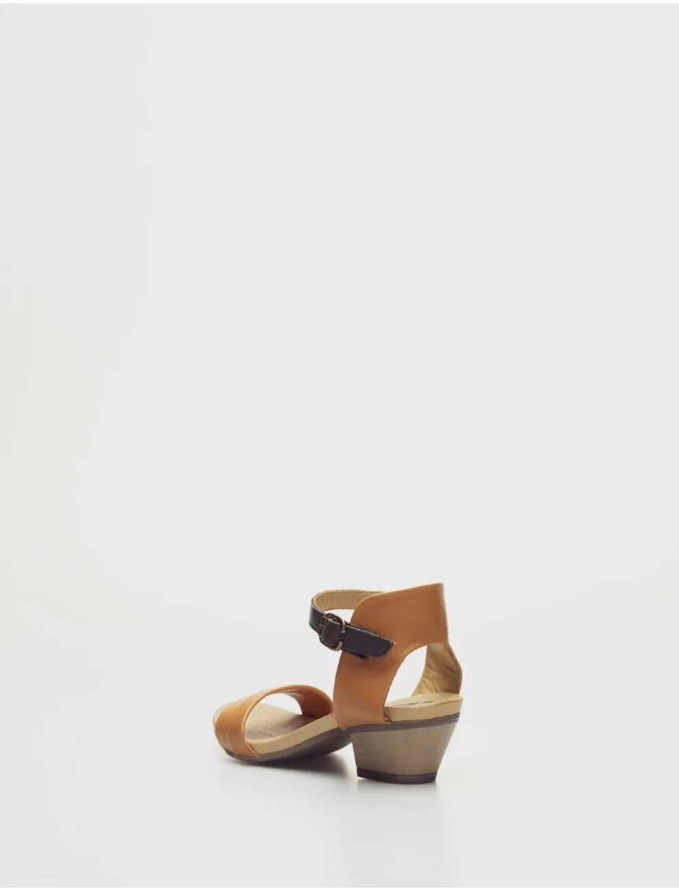 Sandalias Bueno Footwear Ji802 Cuero