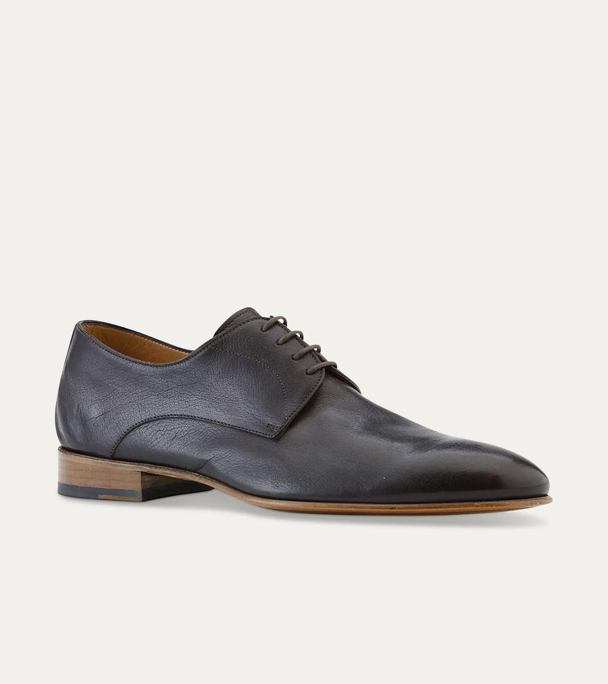 Travel Derby in Dark Brown Buffalo