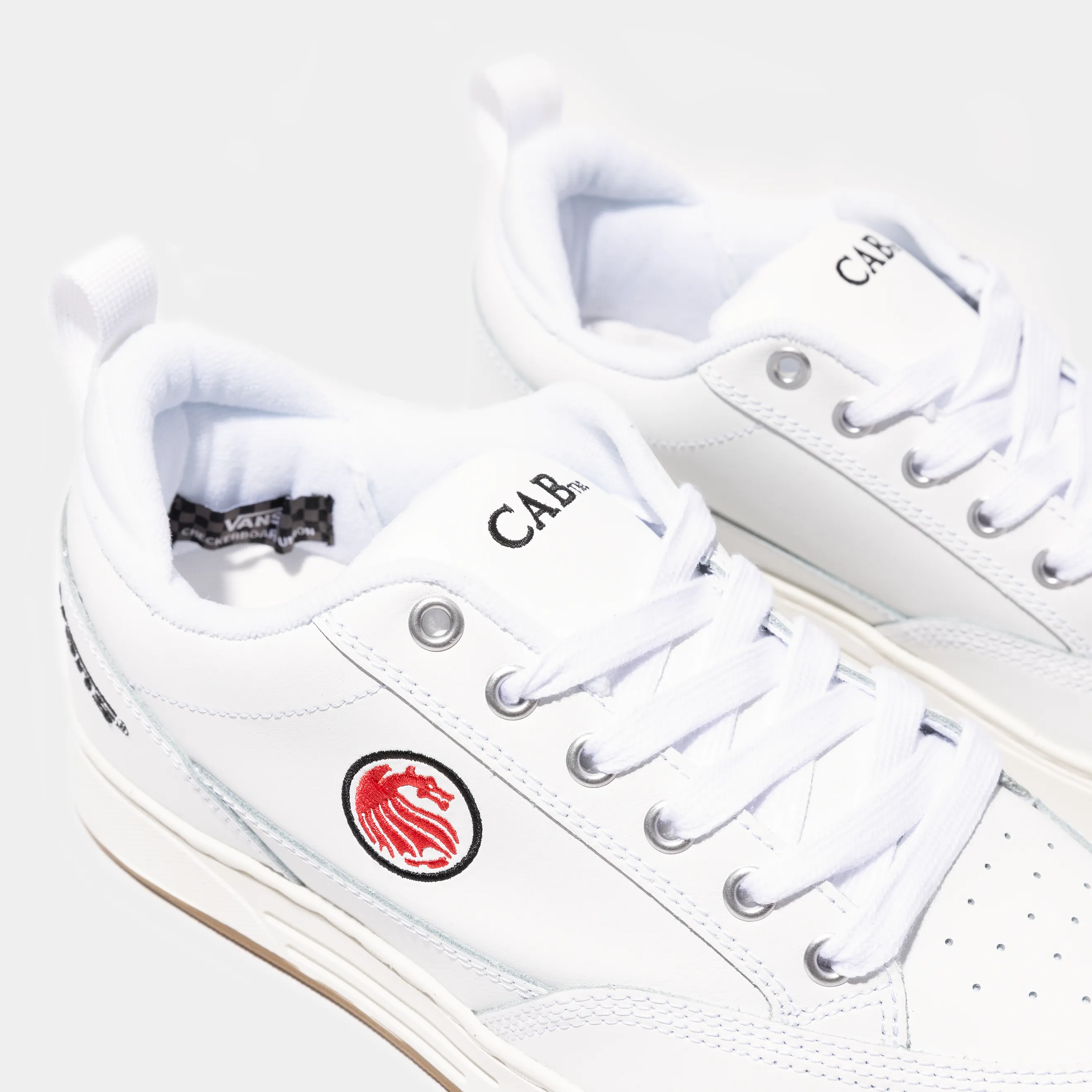 VANS SKATE CAB 4 VCU - WHITE